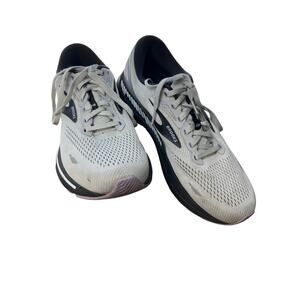 Brooks Adrenaline GTS Womens  11.5 M Light gray/Black Running Shoes 1203811B039